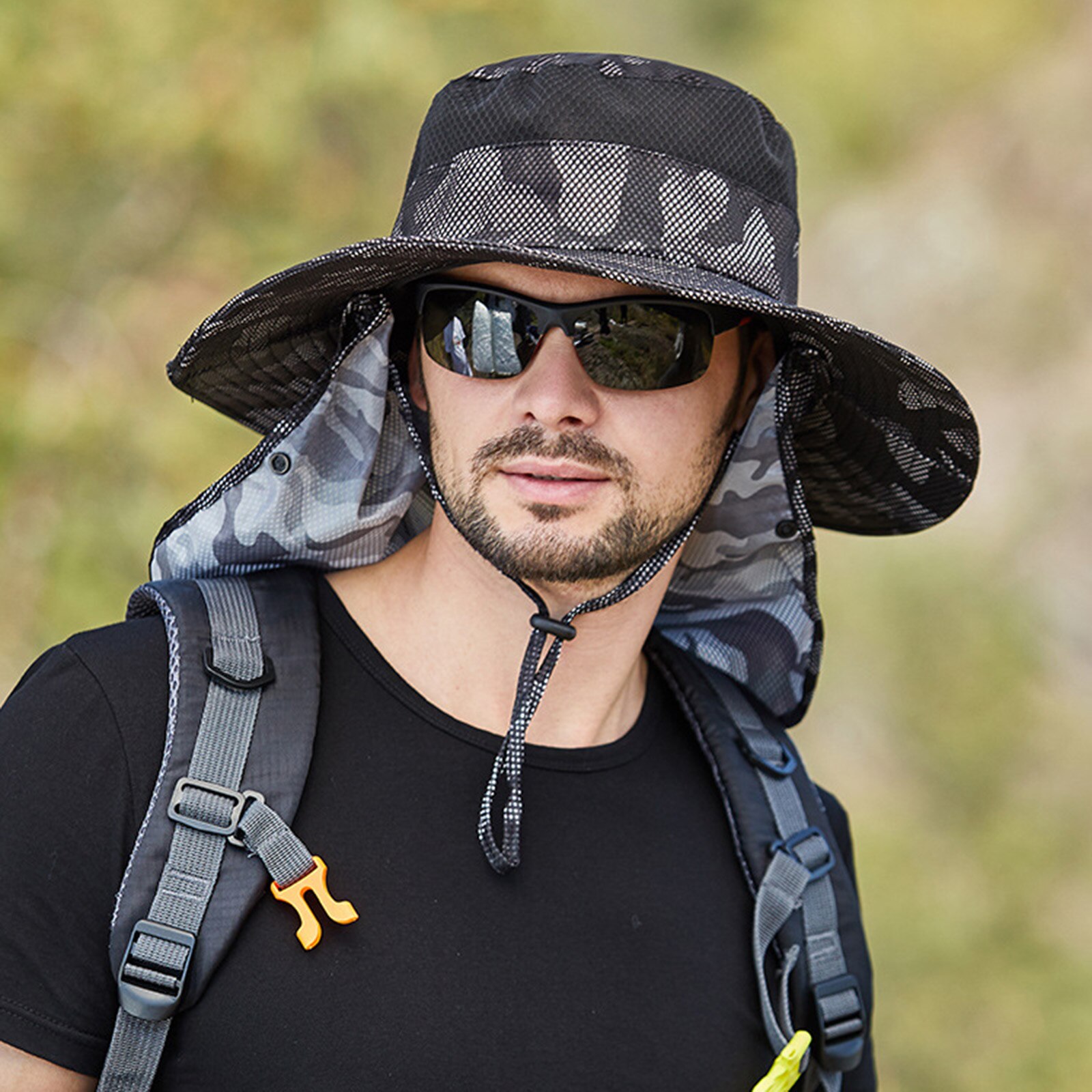 Wide Brim Bucket Hat with Face Mask and Neck Flap